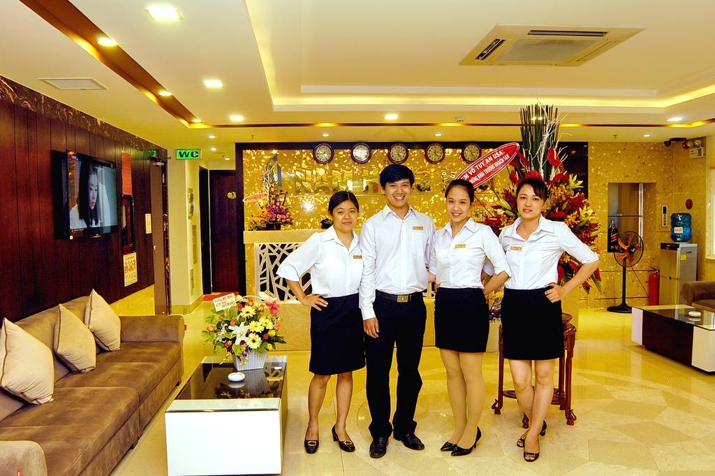 芽庄红五酒店 外观 照片
